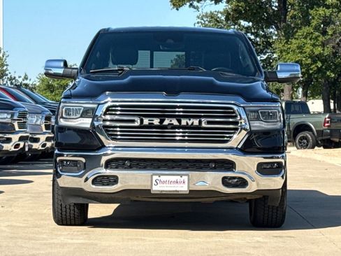 Used 2023 RAM 1500 Laramie AWD/4WD image 2