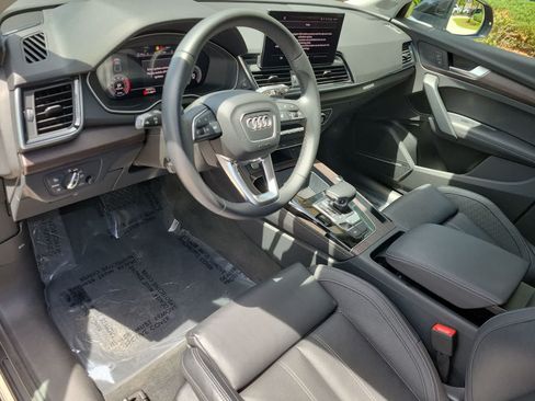 Used 2023 Audi Q5 2.0T Premium Plus w/ Premium Plus Package AWD/4WD image 10