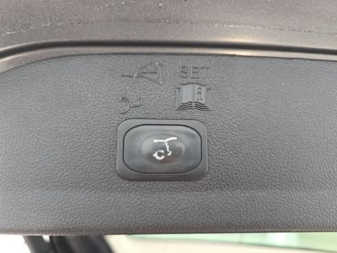 Used 2014 Ford Escape Titanium AWD/4WD image 34