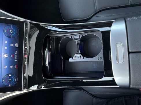 Used 2024 Mercedes-Benz C 300 4MATIC Sedan image 15