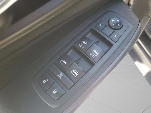 Used 2020 Jeep Cherokee Trailhawk w/ Cold Weather Group image 52