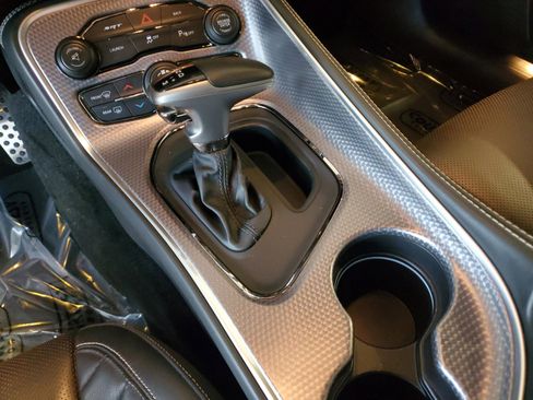 Used 2015 Dodge Challenger SRT Hellcat image 24