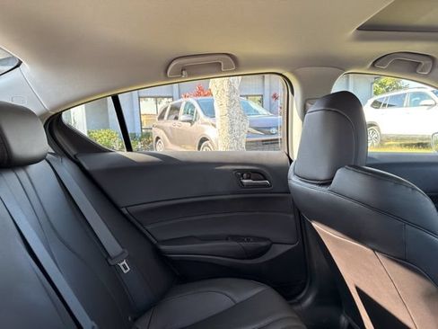 Used 2019 Acura ILX FWD image 14