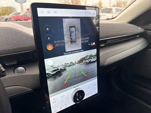 Used 2024 Ford Mustang Mach-E Premium image 36