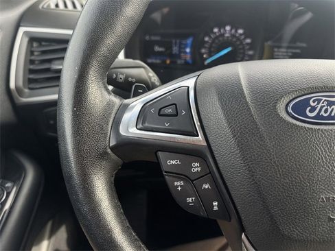 Used 2020 Ford Edge SEL w/ Convenience Package image 21