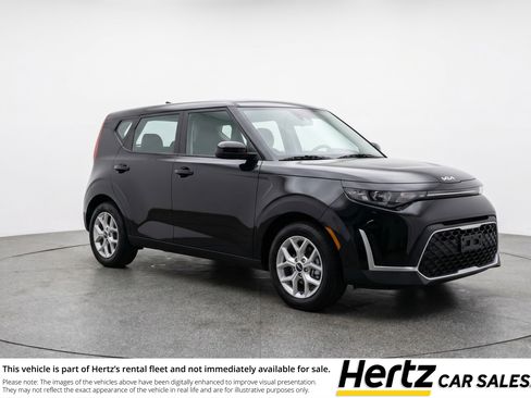 Used 2025 Kia Soul LX w/ LX Technology Package FWD image 1