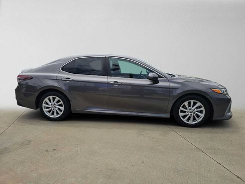 Used 2023 Toyota Camry LE FWD image 2