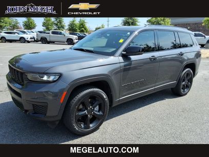Used 2025 Jeep Grand Cherokee L Altitude