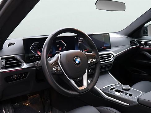 Used 2024 BMW 430i xDrive Coupe w/ Premium Package image 18