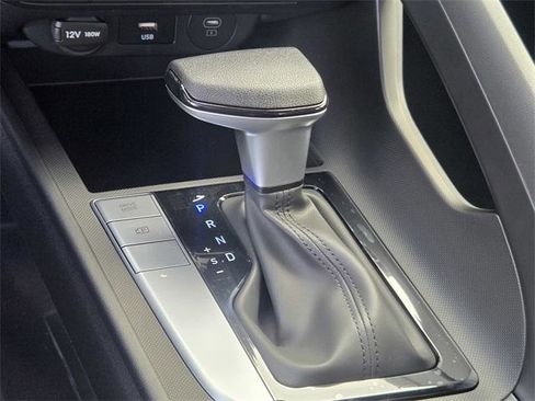 New 2026 Hyundai Elantra SE image 18