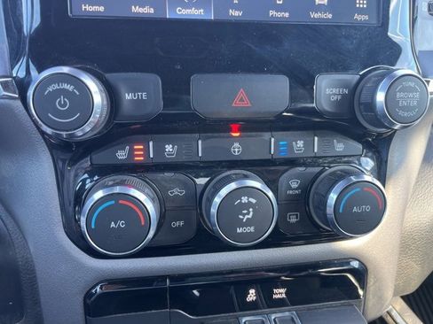 Used 2024 RAM 1500 Laramie image 23