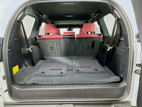 Certified 2023 Lexus GX 460 Premium image 29