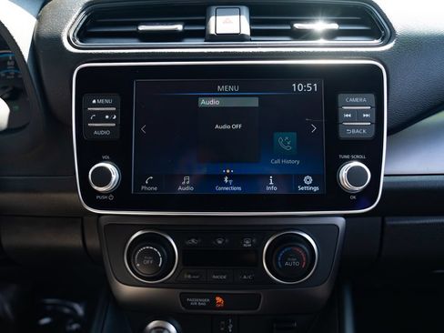 Used 2024 Nissan Leaf S FWD image 14