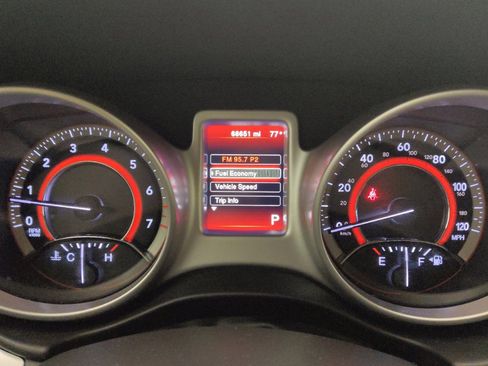 Used 2018 Dodge Journey SE FWD image 23
