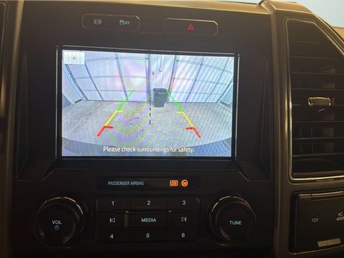 Used 2022 Ford F250 XLT AWD/4WD image 19