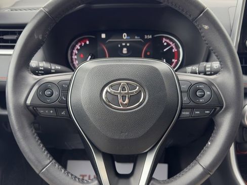 Used 2024 Toyota RAV4 Adventure image 16