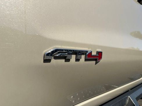 Used 2023 GMC Sierra 1500 AT4 w/ AT4 Premium Package AWD/4WD image 6