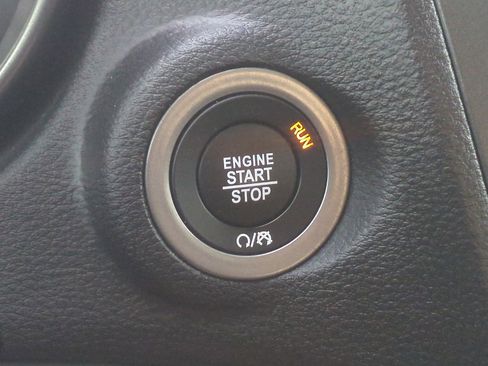 Used 2020 Dodge Journey Crossroad w/ Popular Equipment Group image 26