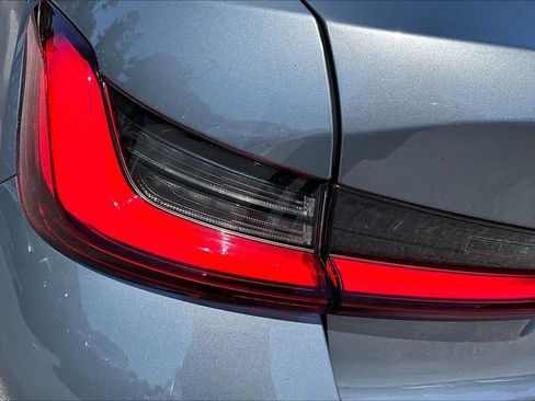Used 2025 BMW 330i Sedan RWD image 28