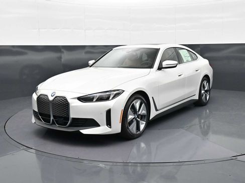 New 2026 BMW i4 xDrive40i w/ Premium Package AWD/4WD image 1