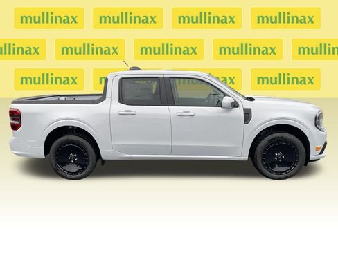 New 2026 Ford Maverick Lobo image 2