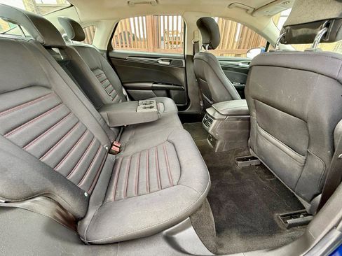 Used 2013 Ford Fusion SE image 36