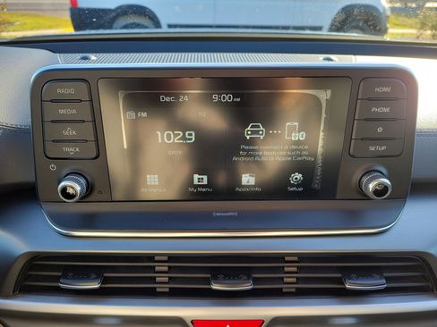 Used 2021 Kia Telluride S image 32