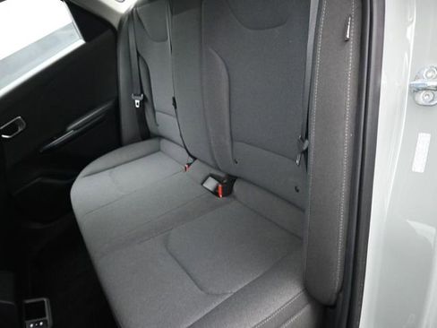 Used 2025 Kia K4 FWD image 21