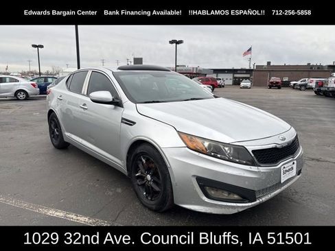 Used 2013 Kia Optima LX image 2