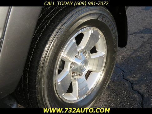 Used 2004 Toyota 4Runner SR5 image 23