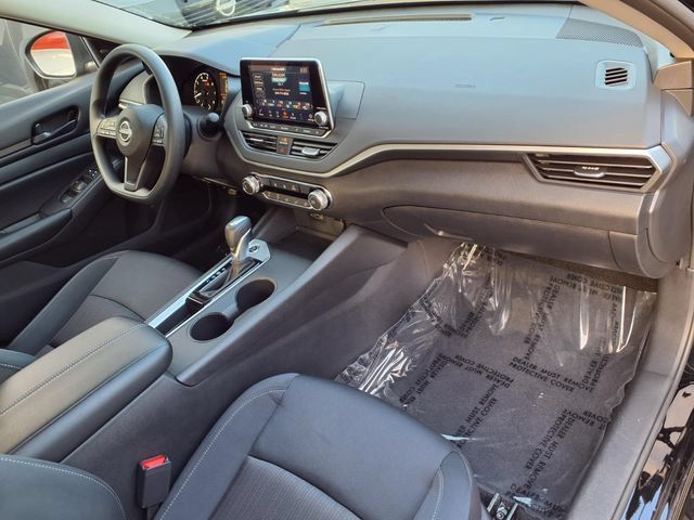 Certified 2025 Nissan Altima 2.5 S FWD image 27