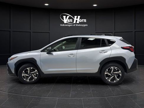 Used 2024 Subaru Crosstrek 2.0i Premium image 6