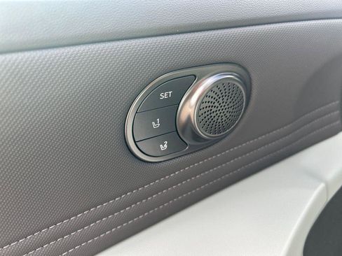 New 2026 Hyundai Elantra Limited w/ Cargo Package FWD image 15