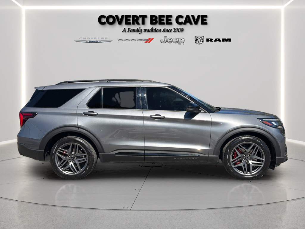 Used 2025 Ford Explorer ST w/ Sun And Sound Package RWD image 8