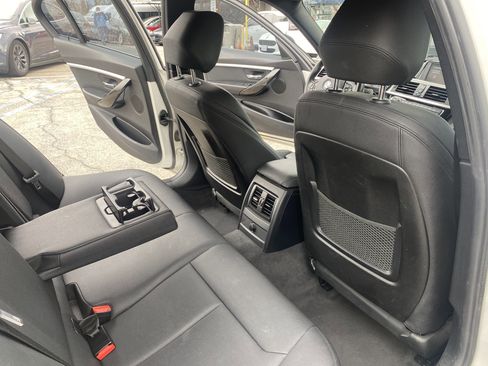 Used 2018 BMW 330i Sedan image 19