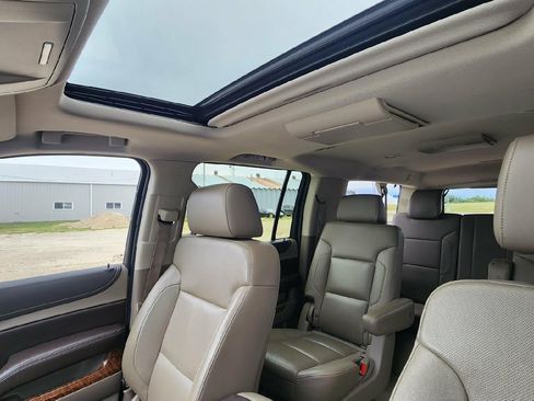 Used 2015 Chevrolet Suburban LTZ AWD/4WD image 18
