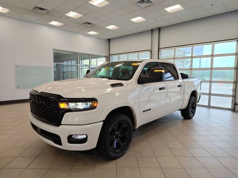 Used 2025 RAM 1500 Big Horn AWD/4WD image 7