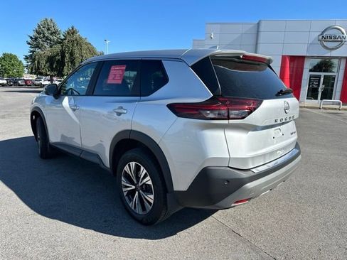 Certified 2023 Nissan Rogue SV AWD/4WD image 3