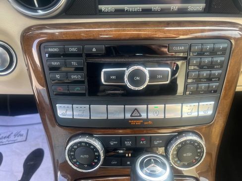 Used 2016 Mercedes-Benz SLK 350 image 19