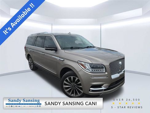 Used 2019 Lincoln Navigator L Select RWD image 1