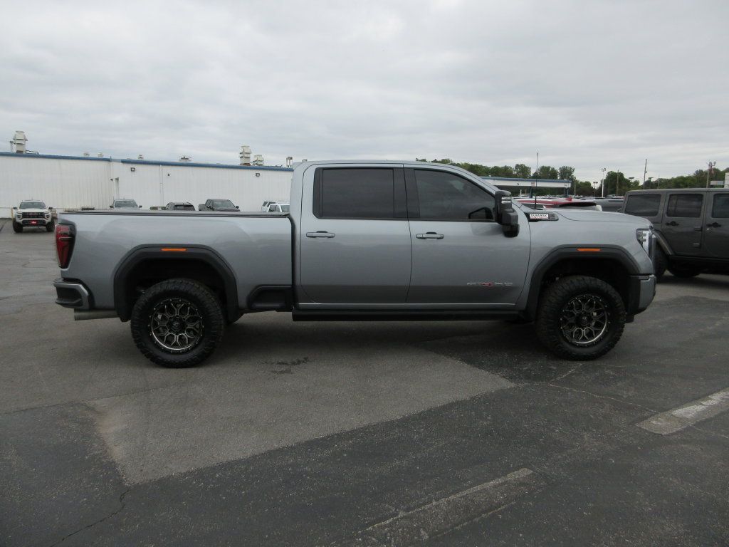 Used 2026 GMC Sierra 2500 AT4 w/ AT4 Premium Plus Package AWD/4WD image 4