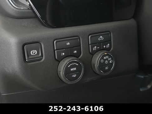 Used 2025 Chevrolet Silverado 2500 LT AWD/4WD image 24