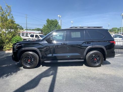 Used 2025 Toyota Sequoia TRD Pro AWD/4WD image 5