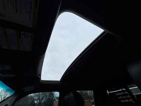 Used 2014 Ford F250 Lariat w/ Lariat Ultimate Package image 28