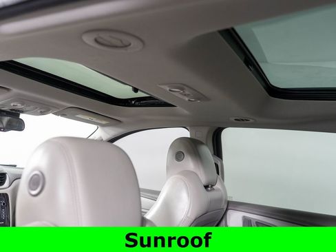 Used 2014 Chevrolet Traverse LT image 12