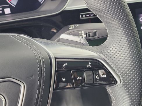 Used 2024 Audi S8 4.0T image 19