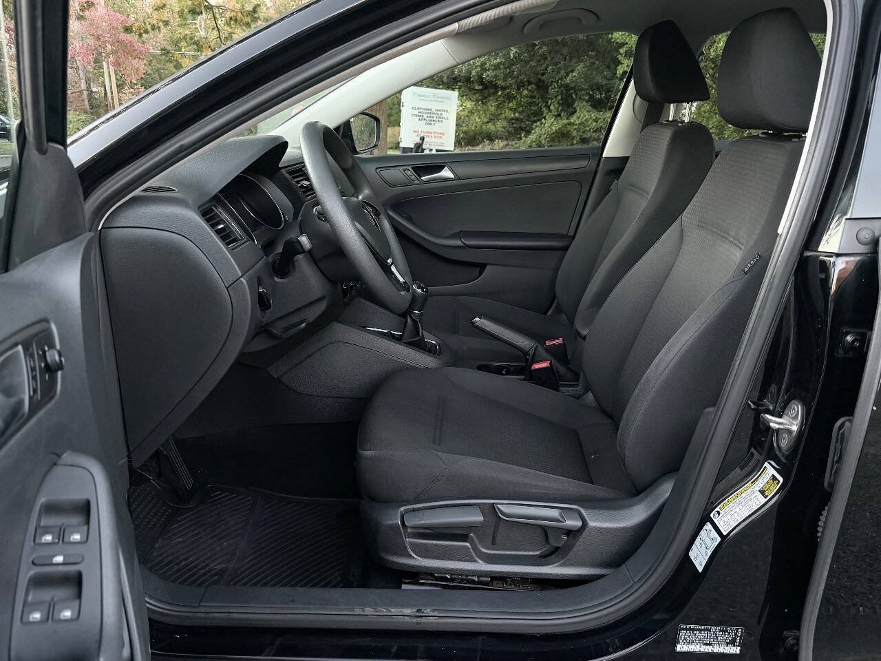 Used 2016 Volkswagen Jetta S FWD image 10