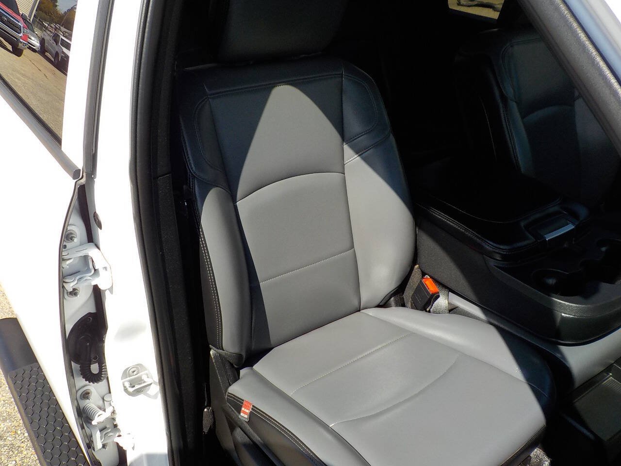 Used 2021 RAM 2500 Tradesman w/ Chrome Appearance Group AWD/4WD image 28