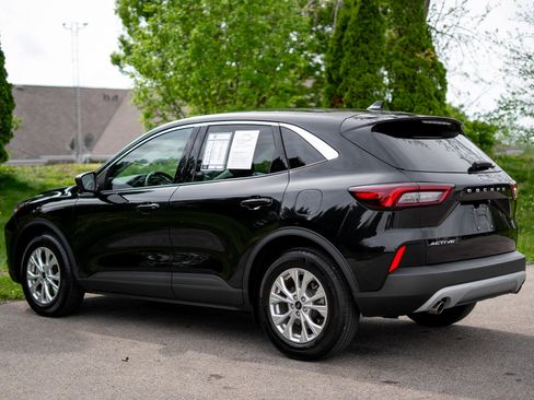 Used 2023 Ford Escape Active w/ Cold Weather Package image 7