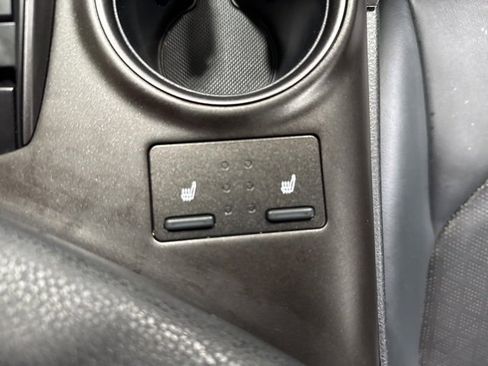 Used 2022 Toyota Camry XSE image 21